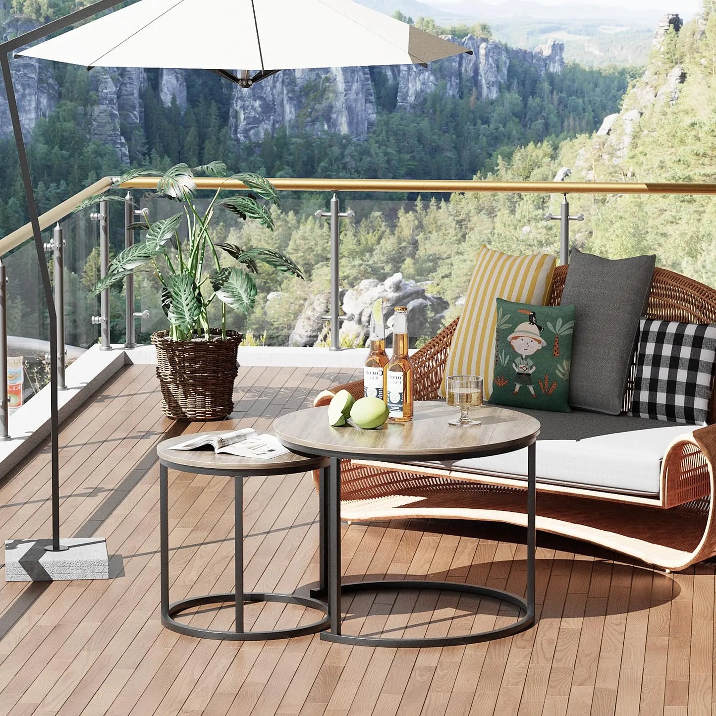 Nesting Coffee Table Set of 2, Round End Tables with Sturdy Metal Frame for Living Room or Bedroom, Oak aboxoo